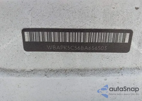 2011 BMW 328 xDrive z USA, uszkodzony, nr VIN WBAPK5C56BA656503